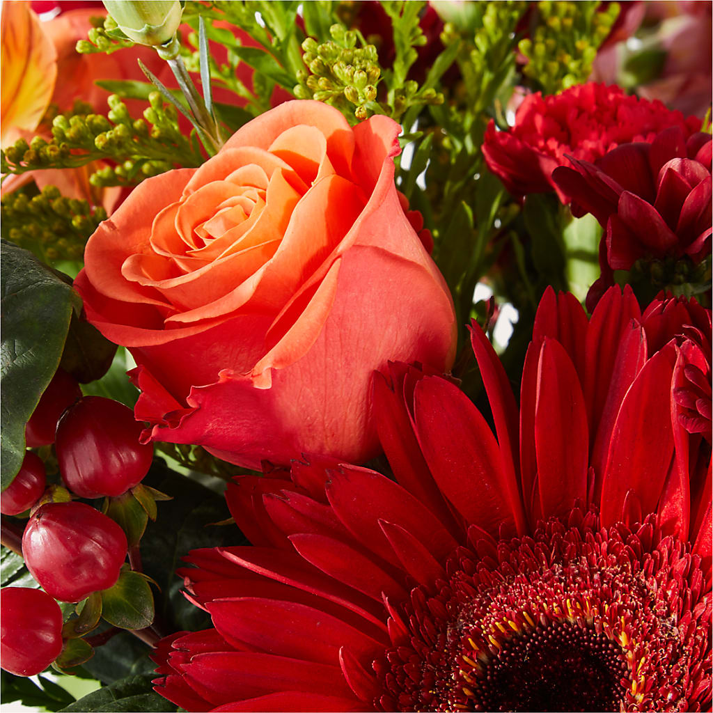 Sweater Season - A Florist Original – Flowers That Cliq, La Verne CA