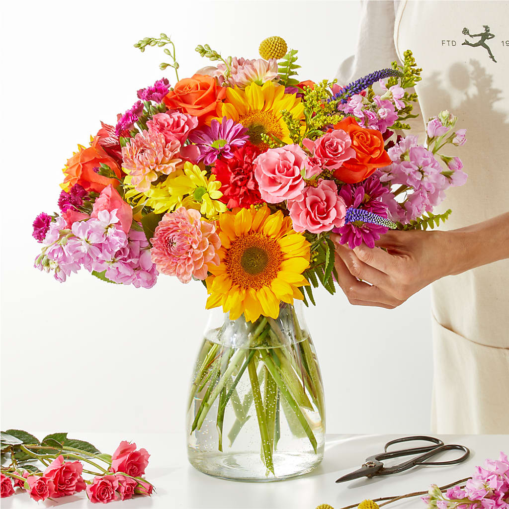 Cue the Confetti - A Florist Original – Flowers That Cliq, La Verne CA