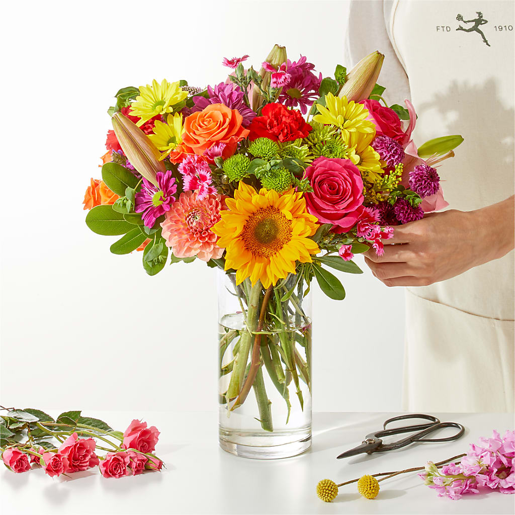 Cue the Confetti - A Florist Original – Flowers That Cliq, La Verne CA