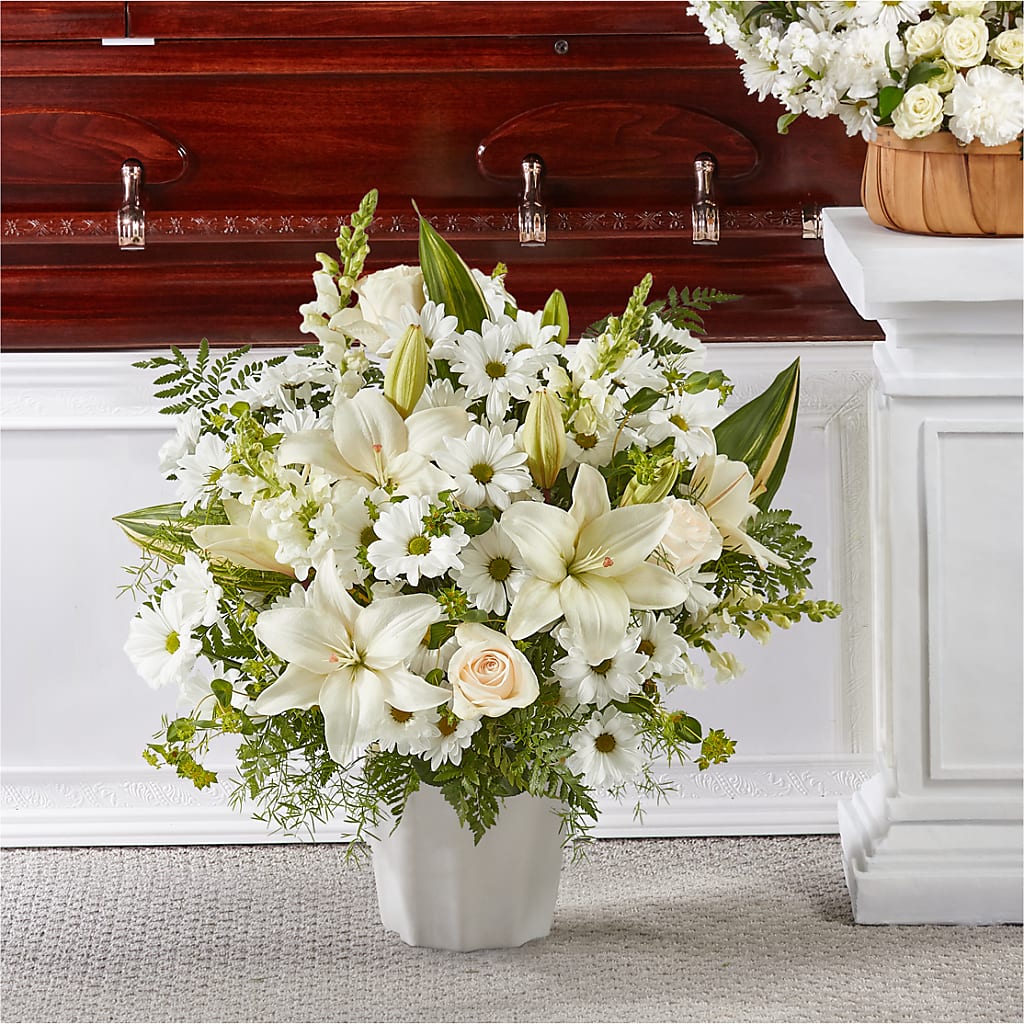 Thoughts of Tranquility Floor Basket – Flowers That Cliq, La Verne CA