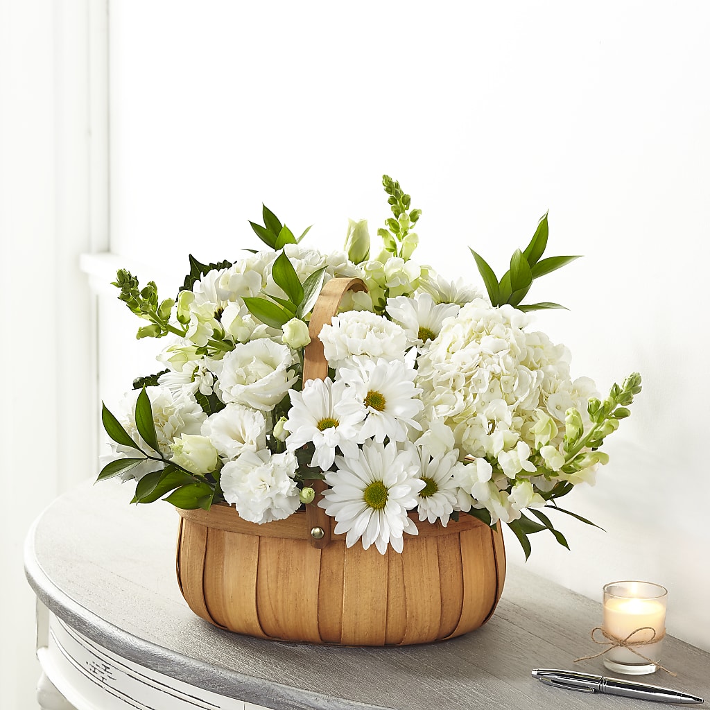 Pure Ivory Basket – Flowers That Cliq, La Verne CA