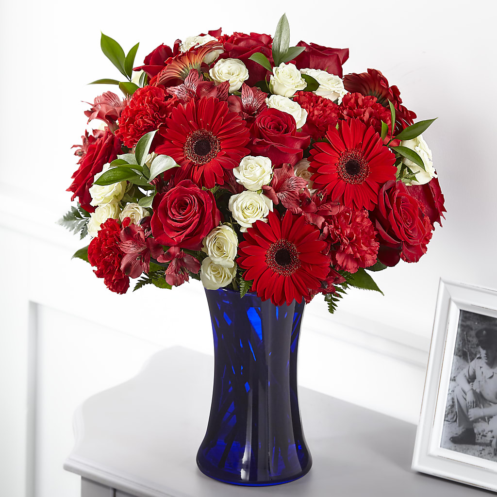 Hearts Embrace Bouquet – Flowers That Cliq, La Verne CA