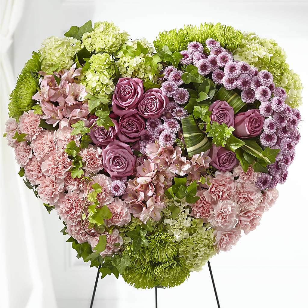 Heartwarming Standing Heart – Flowers That Cliq, La Verne CA