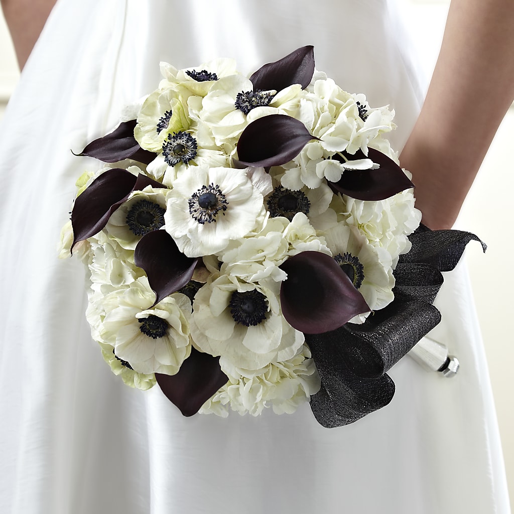 To Have and To Hold Bouquet – Flowers That Cliq, La Verne CA