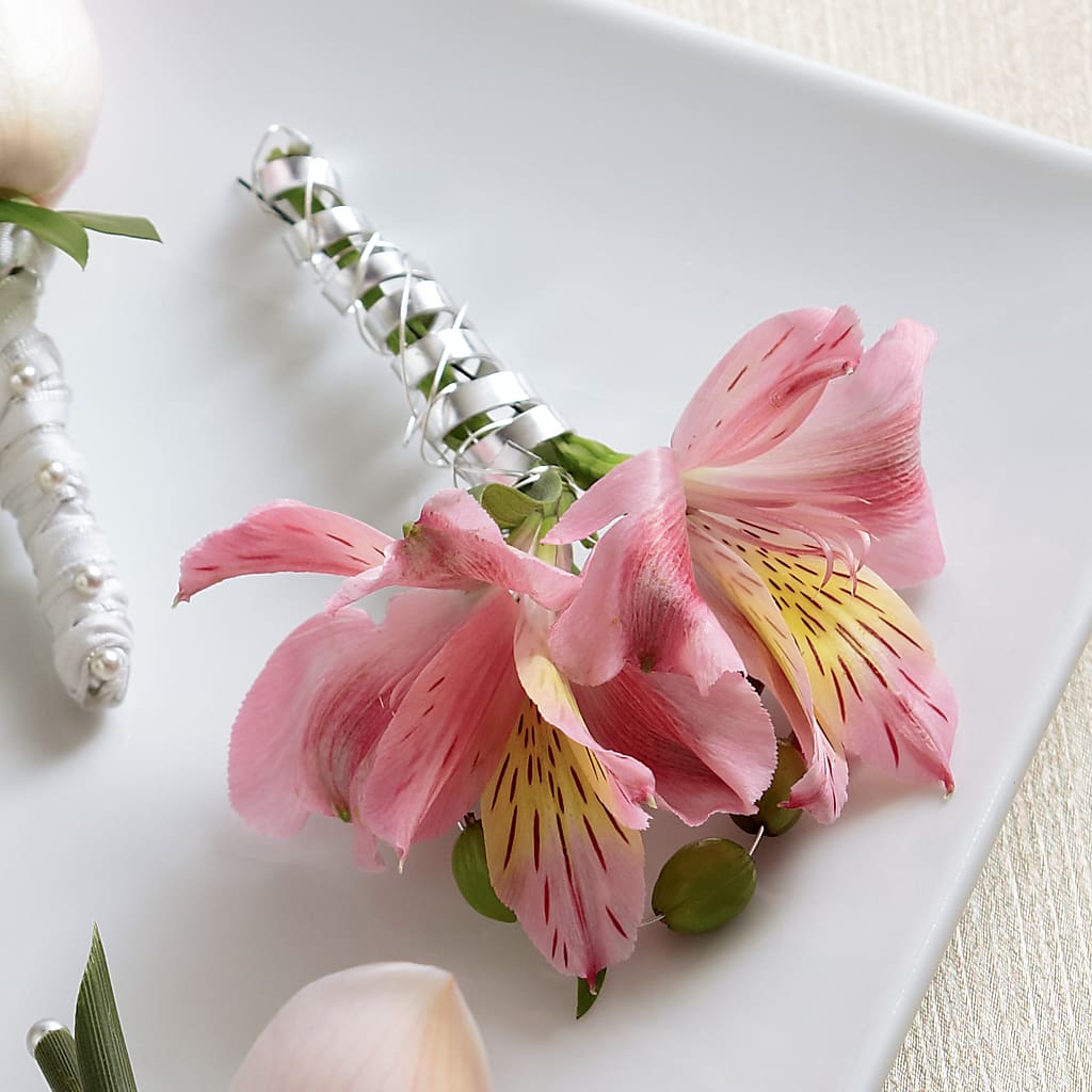 Pink Peruvian Lily Boutonniere – Flowers That Cliq, La Verne CA