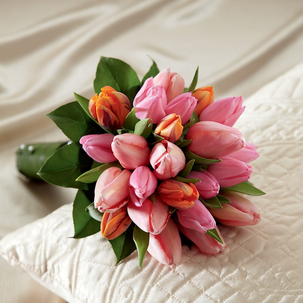 Embraceable Bouquet – Flowers That Cliq, La Verne CA