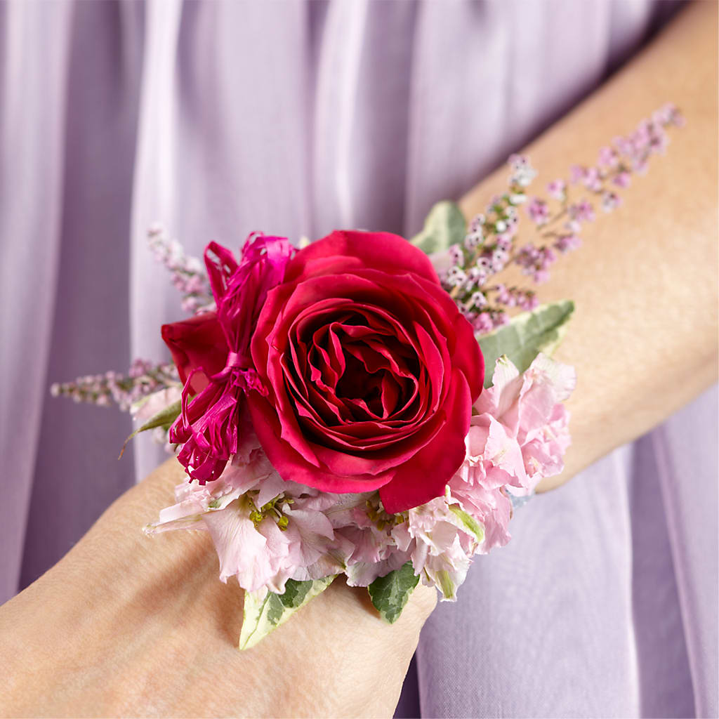 Rose Charm Corsage – Flowers That Cliq, La Verne CA