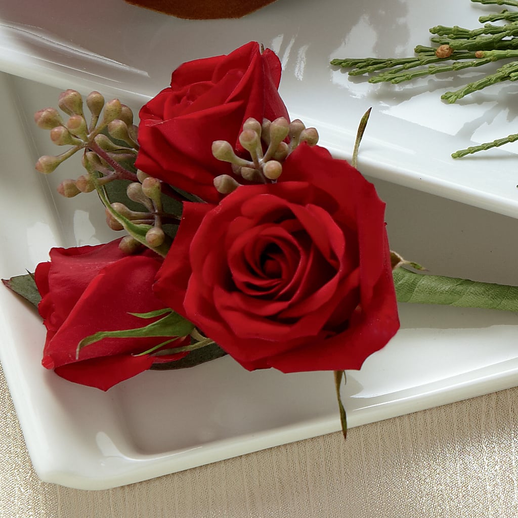 Red Spray Rose Boutonniere – Flowers That Cliq, La Verne CA