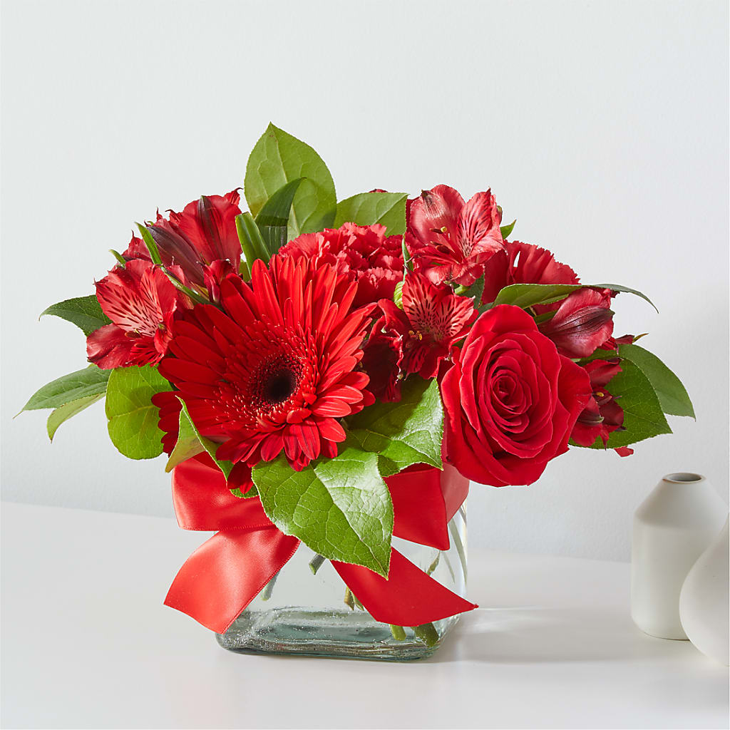 Red Hot Bouquet – Flowers That Cliq, La Verne CA