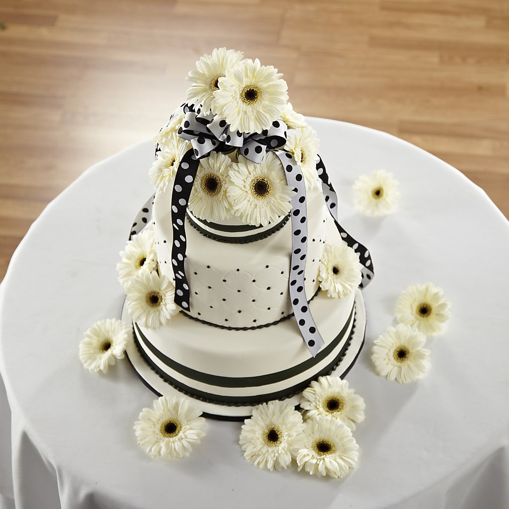 Simple Sophistication Cake Décor – Flowers That Cliq, La Verne CA