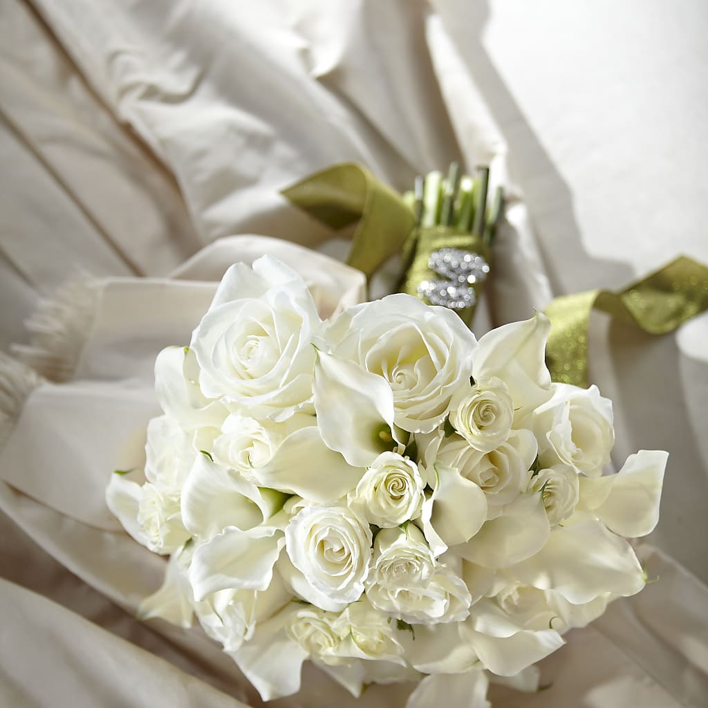 Serene Highness Bouquet – Flowers That Cliq, La Verne CA