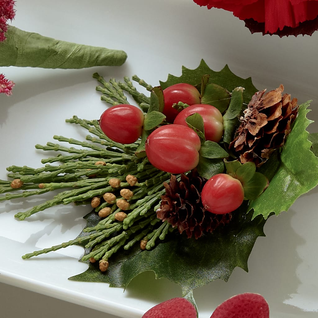 Red Berry Boutonniere – Flowers That Cliq, La Verne CA