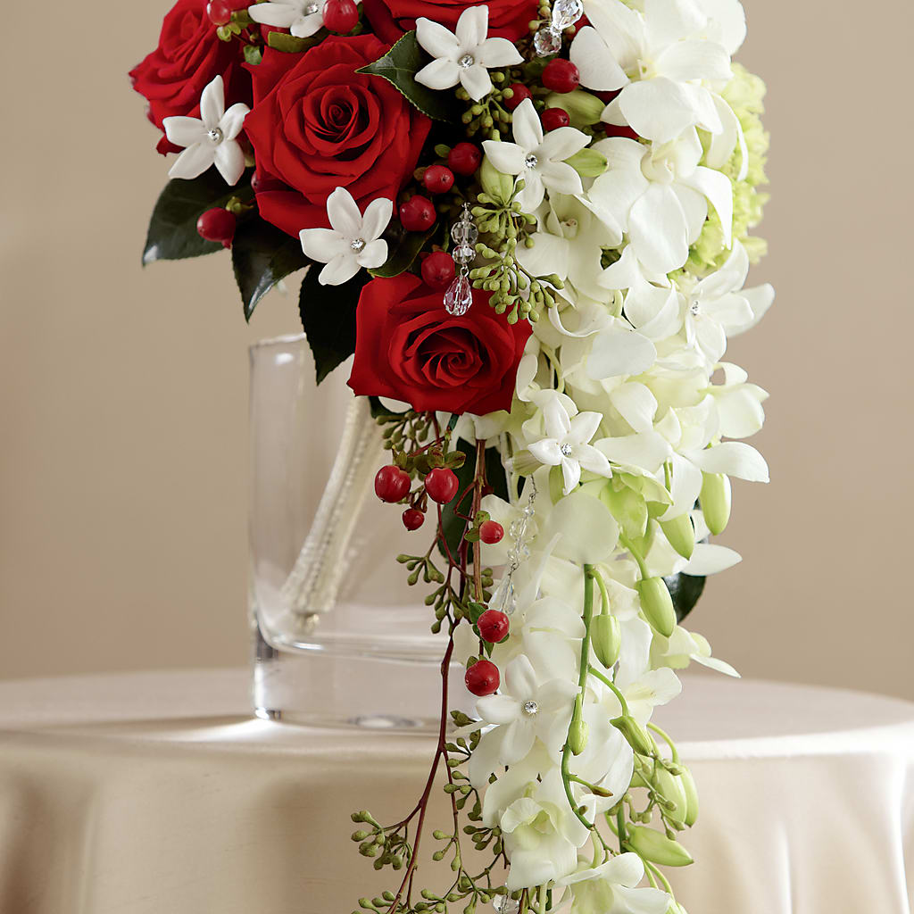 Here Comes the Bride Bouquet – Flowers That Cliq, La Verne CA