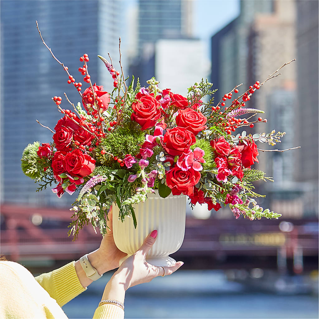 Big Red Bow Bouquet –  Flowers That Cliq, La Verne CA