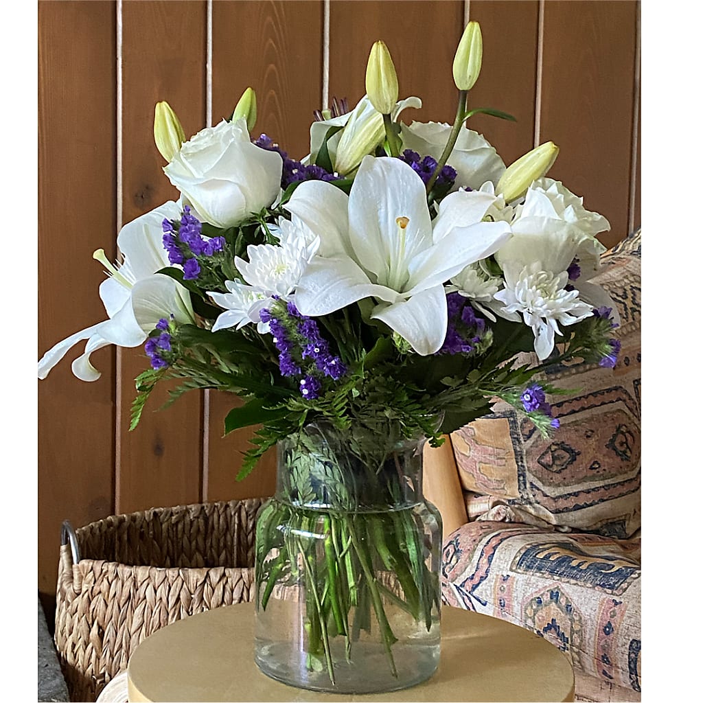 Beyond Blue Bouquet –  Flowers That Cliq, La Verne CA