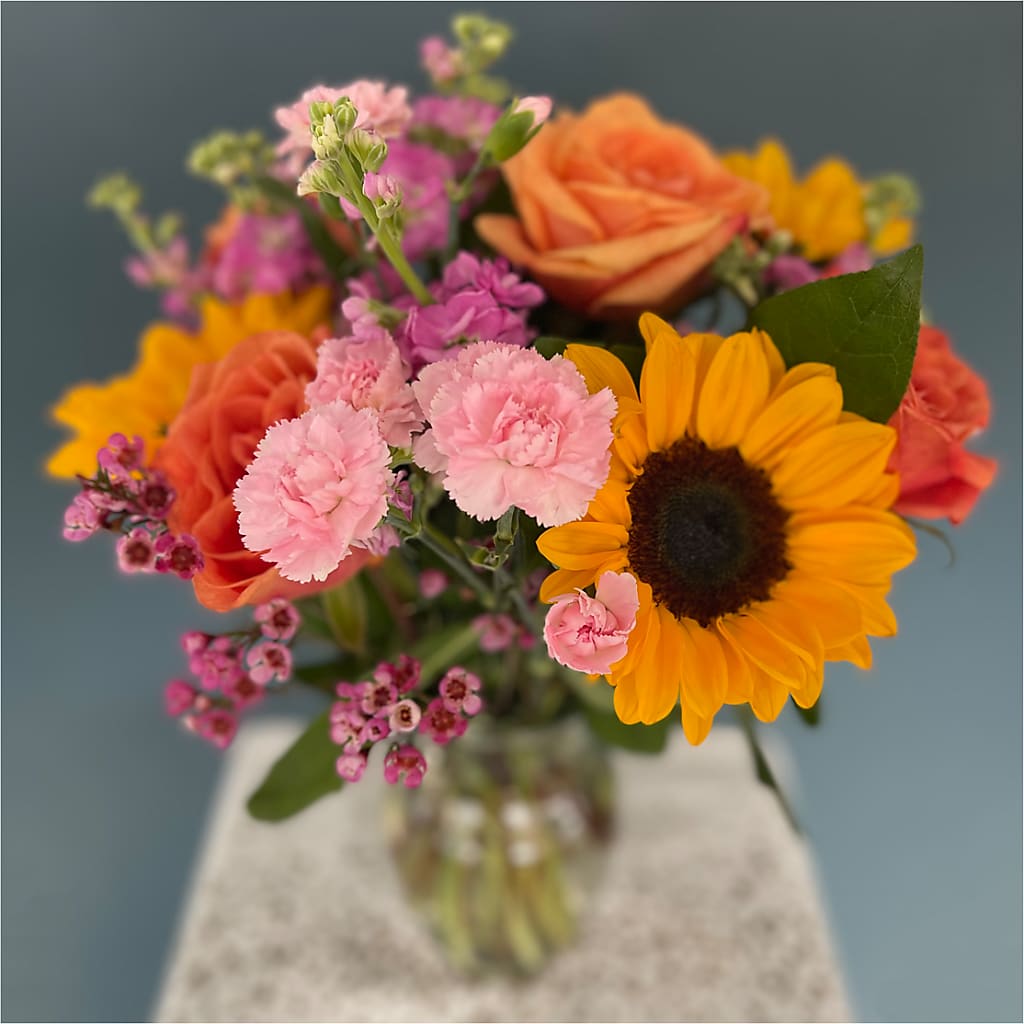 Yellow Brick Road Bouquet –  Flowers That Cliq, La Verne CA