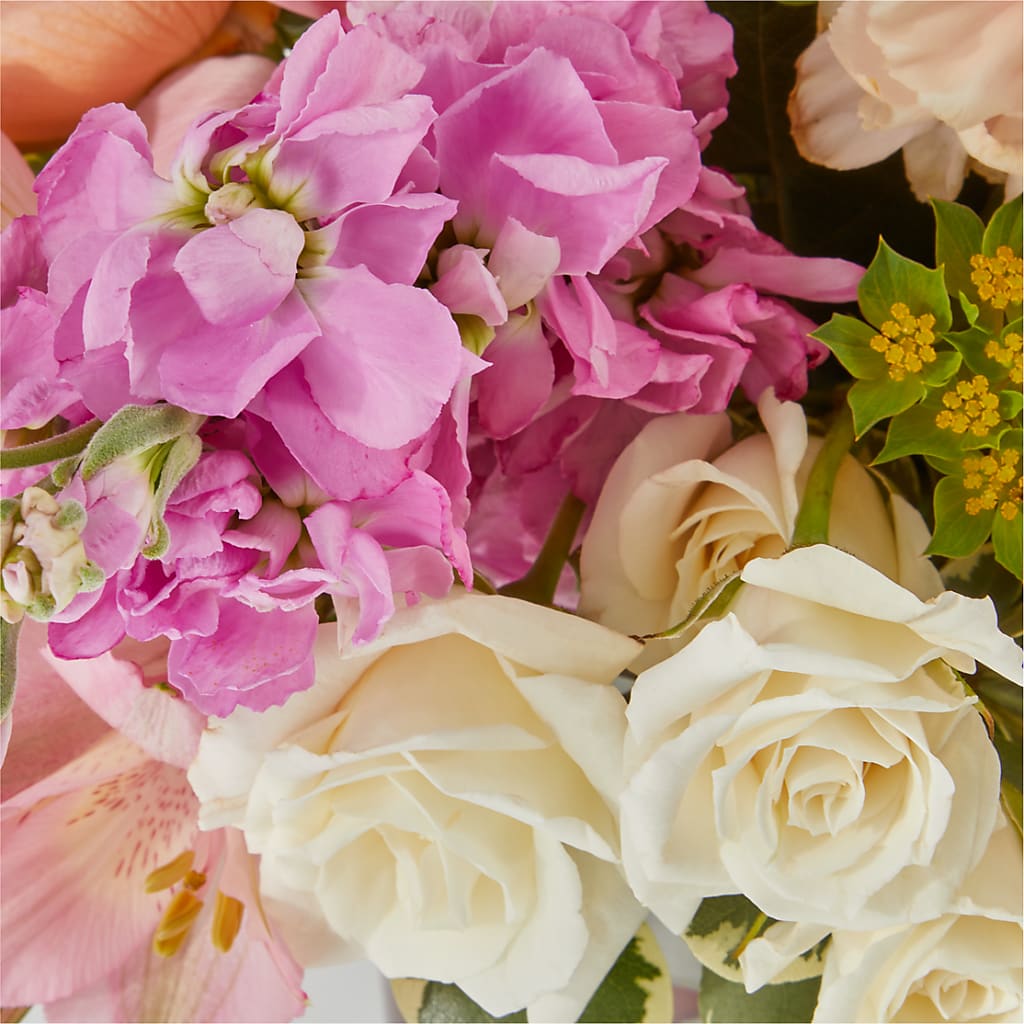 Paradise Bouquet –  Flowers That Cliq, La Verne CA
