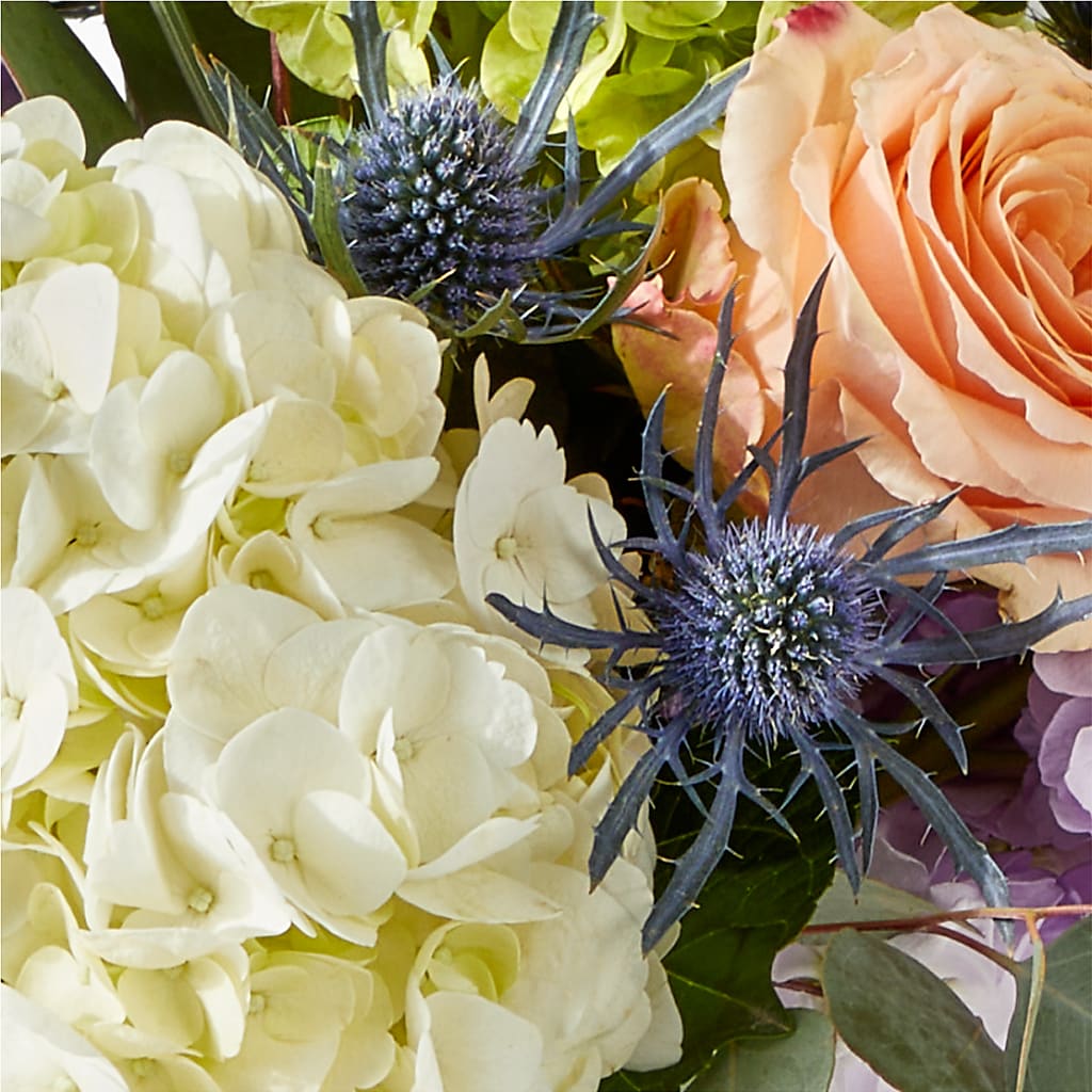 Porch Swing Bouquet –  Flowers That Cliq, La Verne CA
