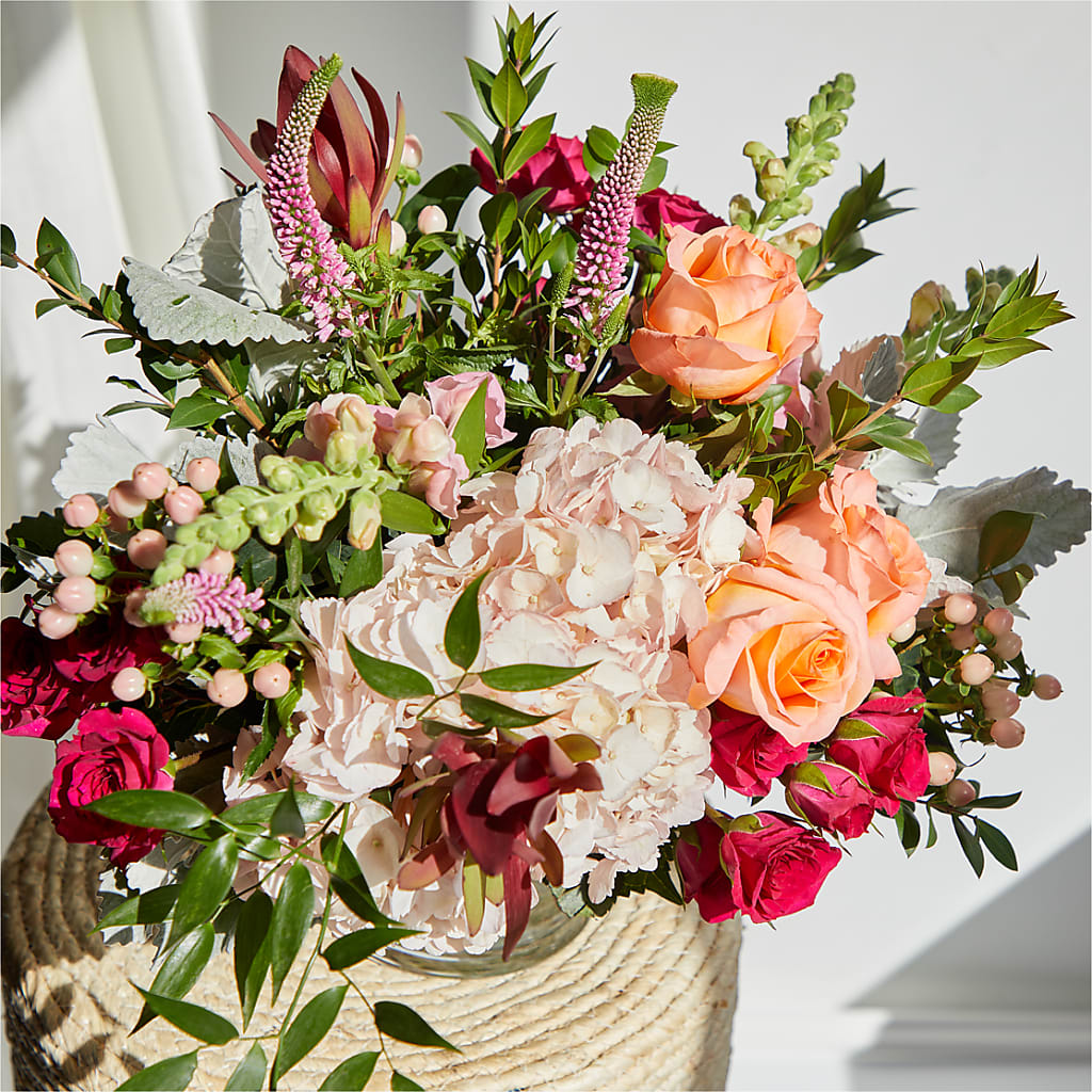 Glitz & Glam Bouquet –  Flowers That Cliq, La Verne CA